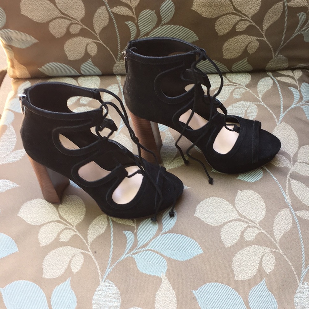 Vince Camuto Lace Up Peep Toe Platforms